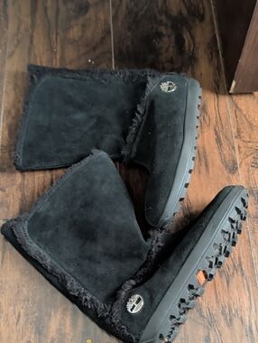 Timberland Black Suede Short Women's Boots with Shearling Trim